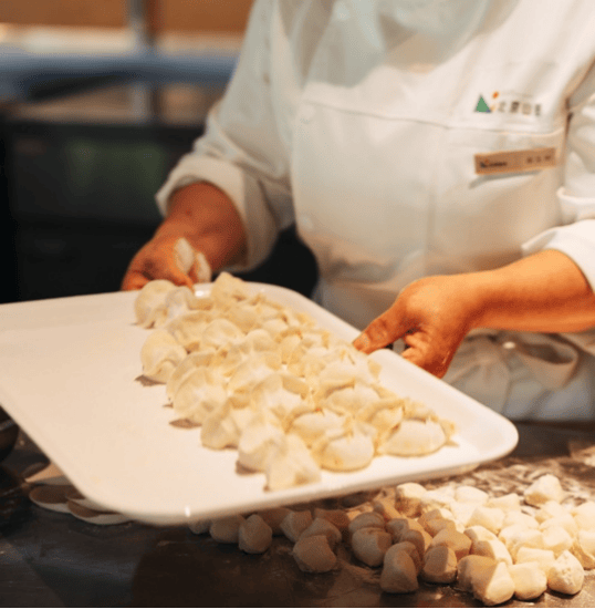 北京山谷构建自然与康养相融合的现代生活九游会J9入口北京人的理想第二居所：(图4)